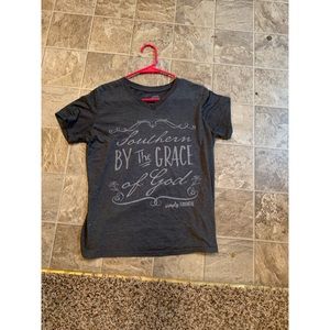 simply faithful tee💕